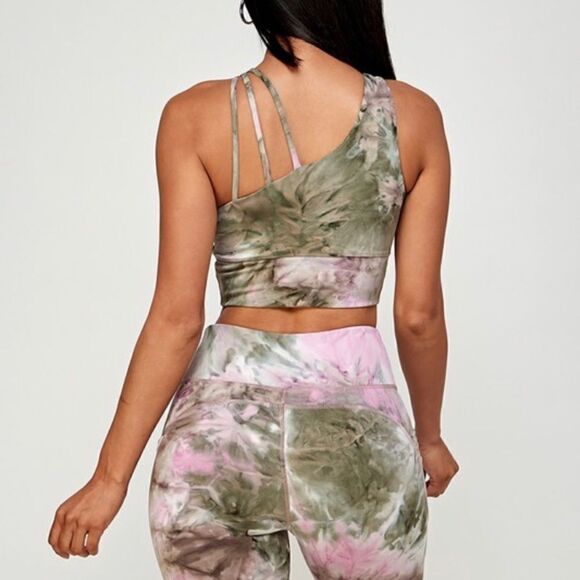 Sports Bra Crop Top with Bikers Shorts‎ - Picture 7 of 8